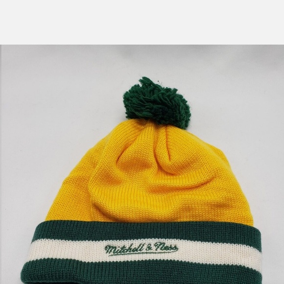 Mitchell & Ness Seattle SuperSonics Beanie - Picture 2 of 8